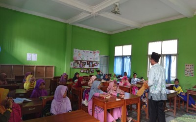 Ekstrakurikuler Tilawah dan Tahfidz MI Ya BAKII KALISABUK 02
